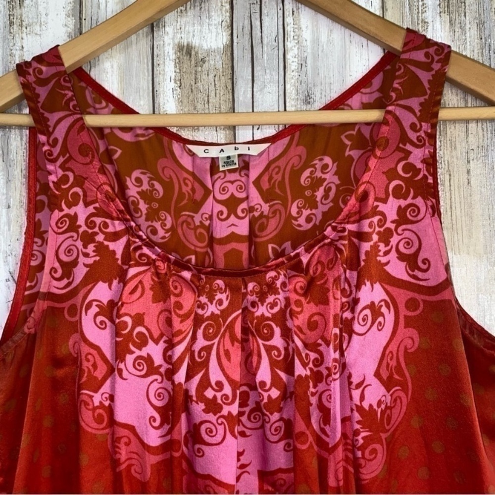 Cabi Hibiscus Floral Sleeveless Blouse - Picture 6 of 7
